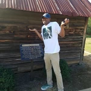 Meet your Posher, Lorne